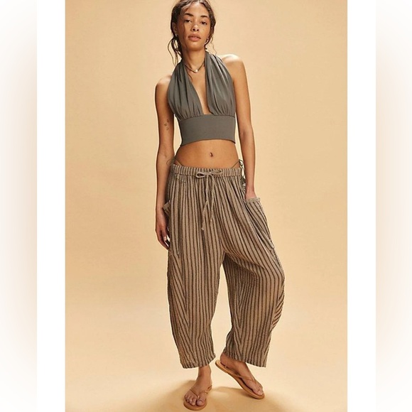 NWT Free People Quinn Harem Boho Pants Striped Natural Charcoal Size M Beach - Picture 2 of 15